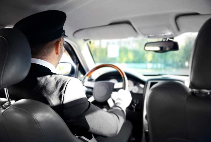 Chauffeur taxi Chantilly